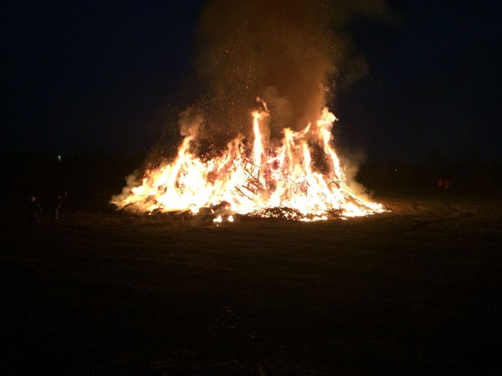 Osterfeuer Landsberied 2015